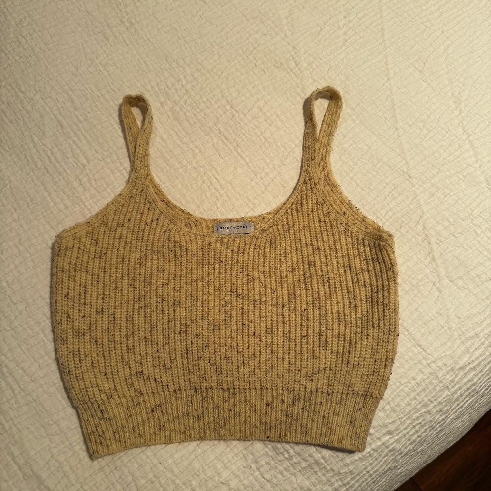 Medium Paper Crane Sleeveless Knit Crop Top